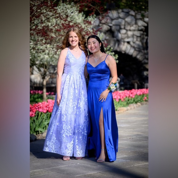 BCX Floral Embroidered Prom Dress Size 5 - Picture 7 of 7